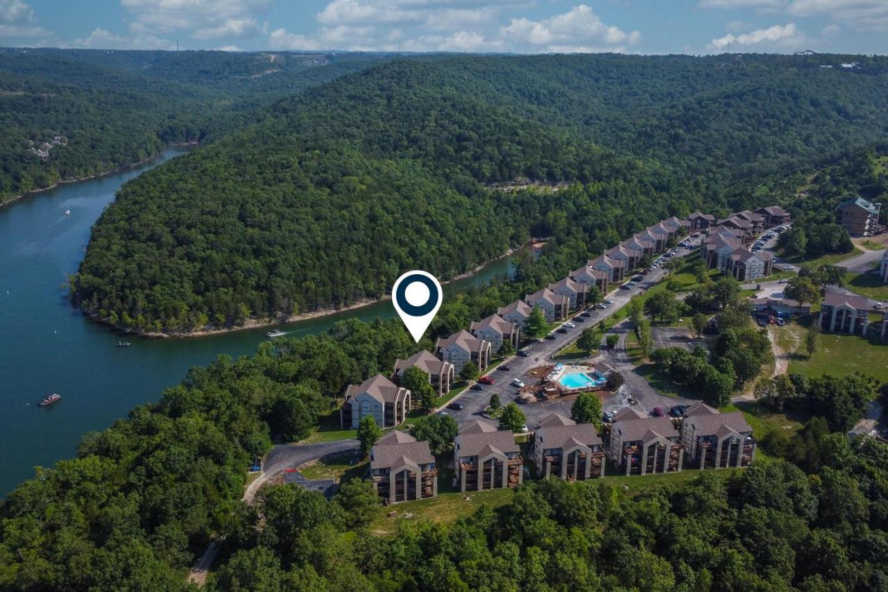 Eagle Nest Resort Pristine Dream Брэнсон Экстерьер фото